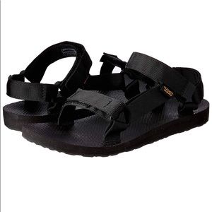 Sz 9, Teva Womens Black Universal Sandal